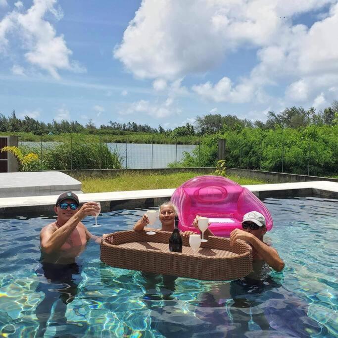 Bungalow Sweet Escape Fare ภายนอก รูปภาพ